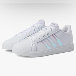 ADIDAS | white iridescent white 👟